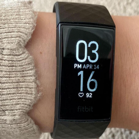 does fitbit charge 4 measure blood pressure